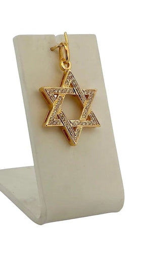 Pendentif Pendentif Étoile de David en or jaune 18 carats et diamants 58 Facettes