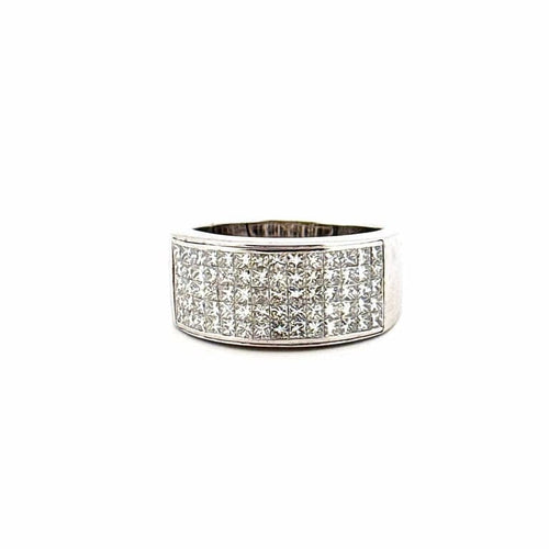 Bague 55 Bague pavée de diamants taille princesse en or blanc 18 carats 58 Facettes
