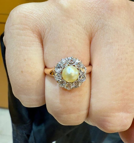 Bague 58 Bague ancienne en or rose 18 carats avec perle et diamants 58 Facettes