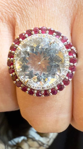 acafb713-c16b-4ea4-152e-2a8543b5d500