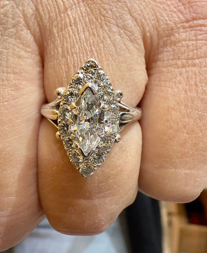 f717b4be-e59d-4095-5972-5e3067772300