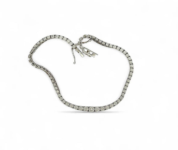 Bracelet Bracelet tennis rivière de diamants en or blanc 18 carats 58 Facettes