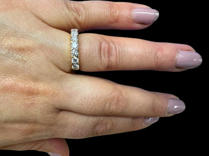 5a634237-1aed-4fa9-9a9b-9524568d5700