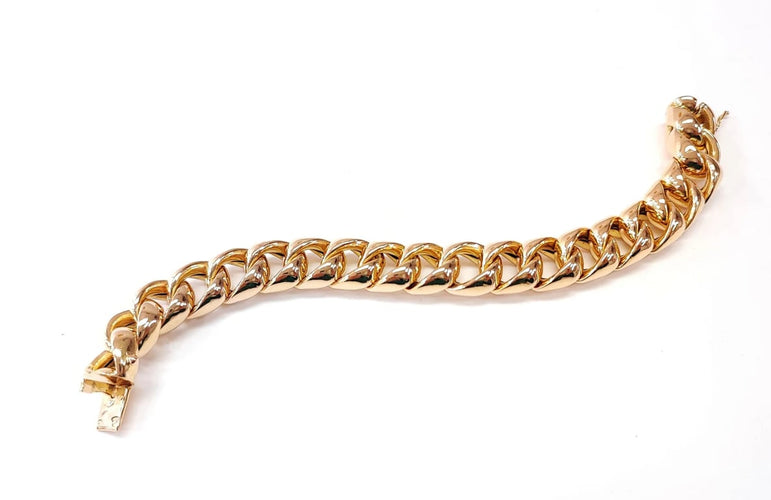 22594f08-9dfb-486c-9172-323366a51c00