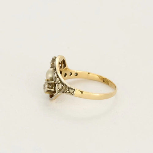 Bague 52 Bague motif ajouré en or jaune 18k, platine, diamants et perle grise 58 Facettes DADB-01