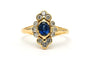 Bague 52 Bague contemporaine sertie d’un saphir et de diamants en or jaune 18 carats 58 Facettes 23234