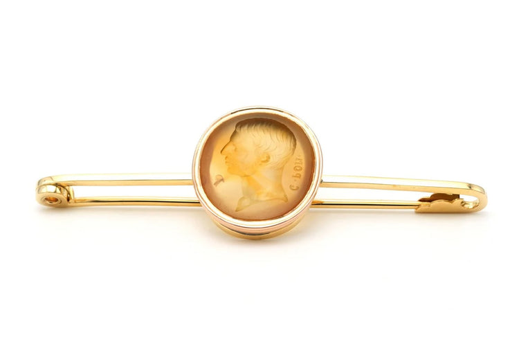 e0a4f57f-9c8e-4dad-7e0e-a7729e2f7800