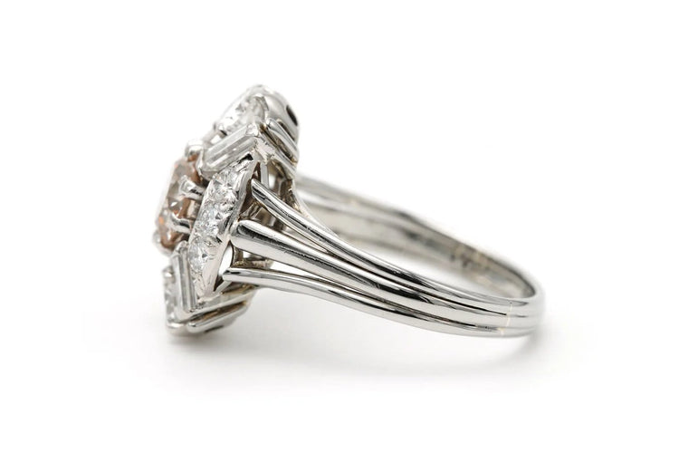 Bague 57 Bague années 70 en or blanc 18 carats et diamants 2,39 ct 58 Facettes 23168