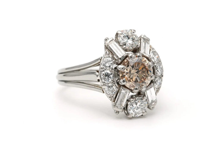 Bague 57 Bague années 70 en or blanc 18 carats et diamants 2,39 ct 58 Facettes 23168