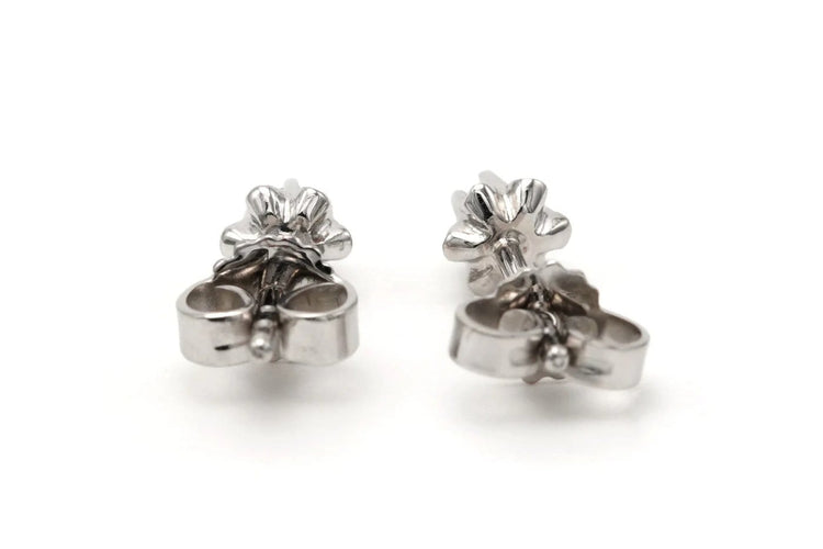 Boucles d'oreilles Art déco - Boucles d'oreilles en or blanc et diamants 58 Facettes 23334