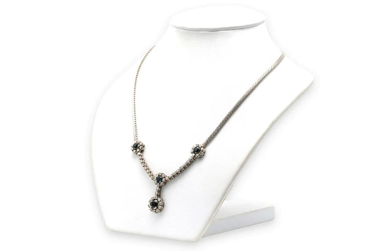 Collier Collier années 1970 en or blanc 18 carats avec saphirs et diamants 58 Facettes 23301