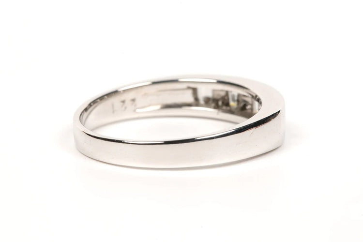 Bague 56 Alliance demi-américaine - Bague en or blanc 18 carats et diamants 58 Facettes 19361