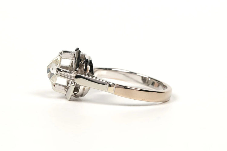 Bague 53 Bague Art déco en or blanc 18 carats sertie d’un diamant taille rose 58 Facettes B446