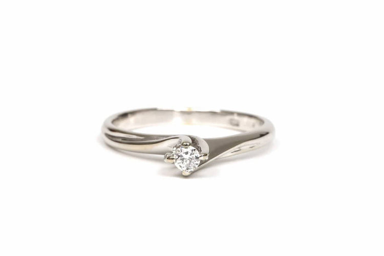 Bague 52 Bague années 70 en or blanc 18 carats et diamant 58 Facettes 21763
