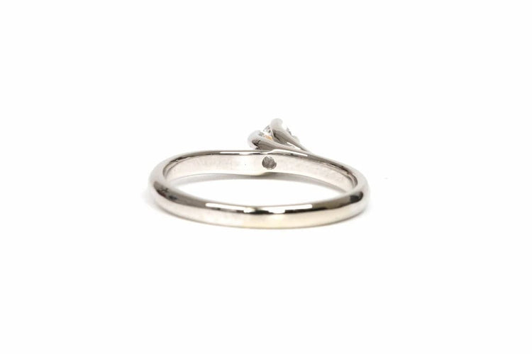 Bague 52 Bague années 70 en or blanc 18 carats et diamant 58 Facettes 21763