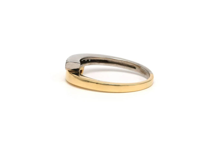 Bague 60 Bague contemporaine en or jaune et blanc 18 carats sertie de diamants 58 Facettes 21647