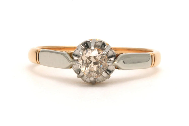 Bague 53 Bague Art déco en or jaune 18 carats sertie d’un diamant 0,28 ct 58 Facettes B225