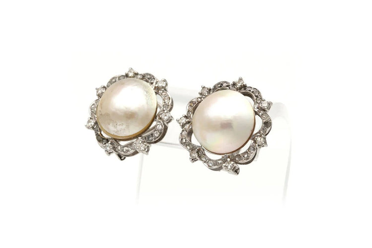 Boucles d'oreilles Art Déco - Boucles d’oreilles en or blanc 18 carats, perles et diamants 58 Facettes 20339