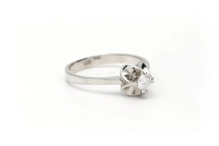 Bague 48 Bague en or blanc 18 carats sertie d’un diamant brillant 0,14 ct 58 Facettes 22377