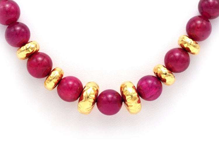 Collier Collier en or jaune 18 carats et perles de rubis 58 Facettes 21208