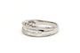 Bague 53 Bague contemporaine en or blanc 18 carats sertie de diamants 58 Facettes 19457