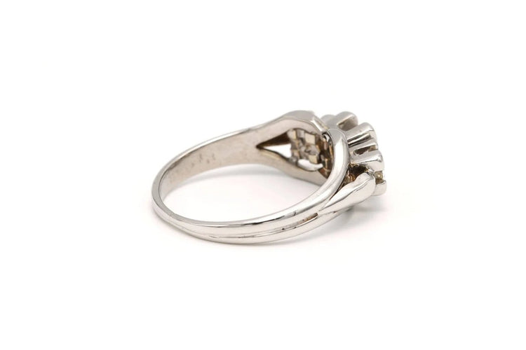 Bague 53 Bague Art déco en or blanc 18 carats sertie de diamants taille ancienne 58 Facettes 20428