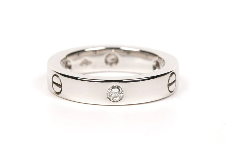 Bague 49 Bague contemporaine en or blanc 18 carats sertie de diamants taille brillant 58 Facettes B415