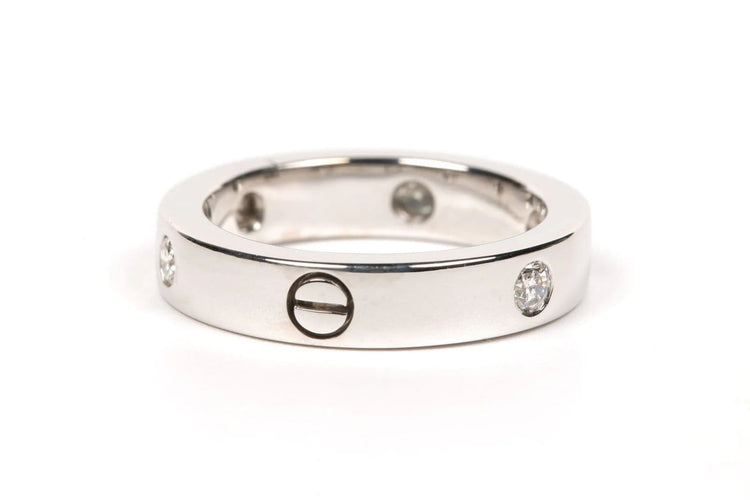 Bague 49 Bague contemporaine en or blanc 18 carats sertie de diamants taille brillant 58 Facettes B415
