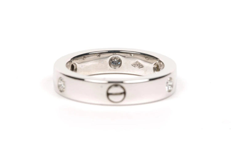 Bague 49 Bague contemporaine en or blanc 18 carats sertie de diamants taille brillant 58 Facettes B415
