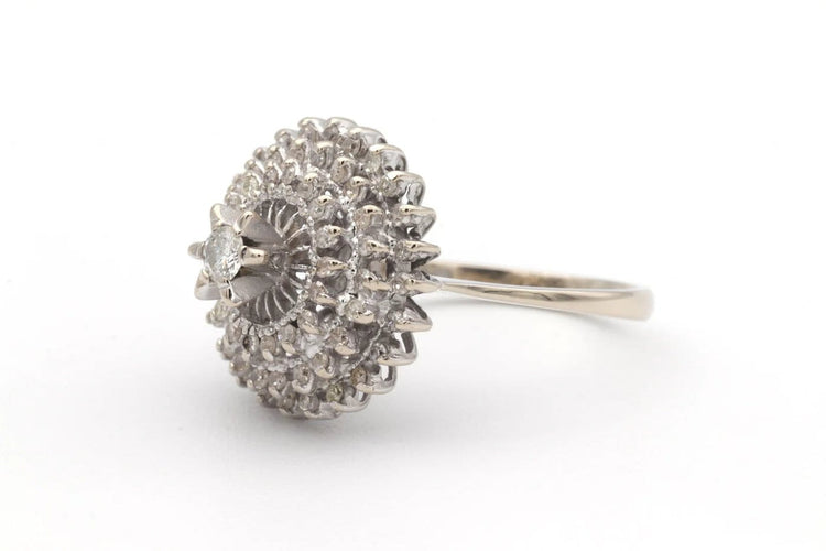 Bague 53 Bague années 70 en or blanc 18 carats et diamants 58 Facettes 22906
