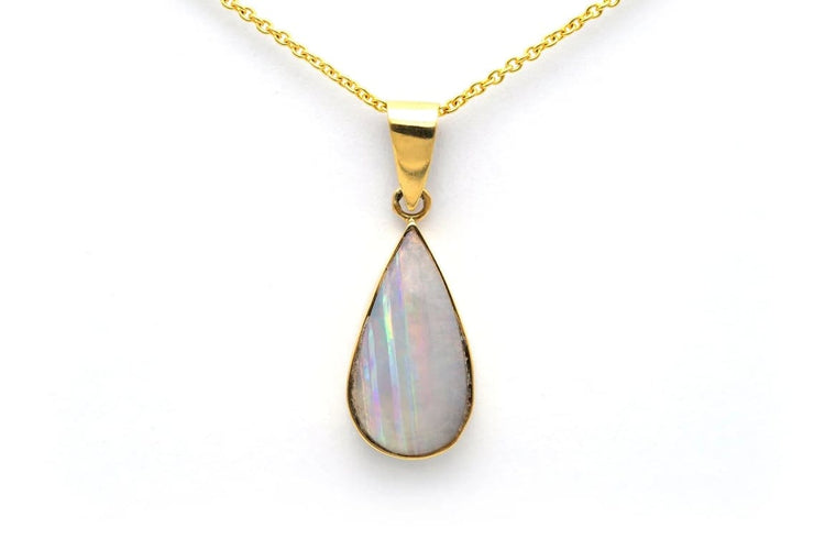 Pendentif Pendentif contemporain en or jaune 18 carats et opale 58 Facettes 17856