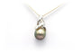 Pendentif Pendentif contemporain en or blanc 18 carats avec perle de Tahiti et diamants 58 Facettes B572
