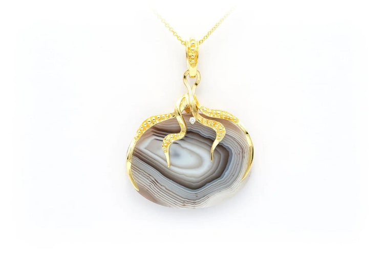 Pendentif Pendentif années 70 en or jaune 18 carats, agate et diamant 58 Facettes B673