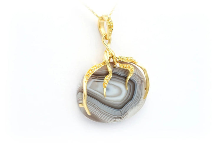 Pendentif Pendentif années 70 en or jaune 18 carats, agate et diamant 58 Facettes B673