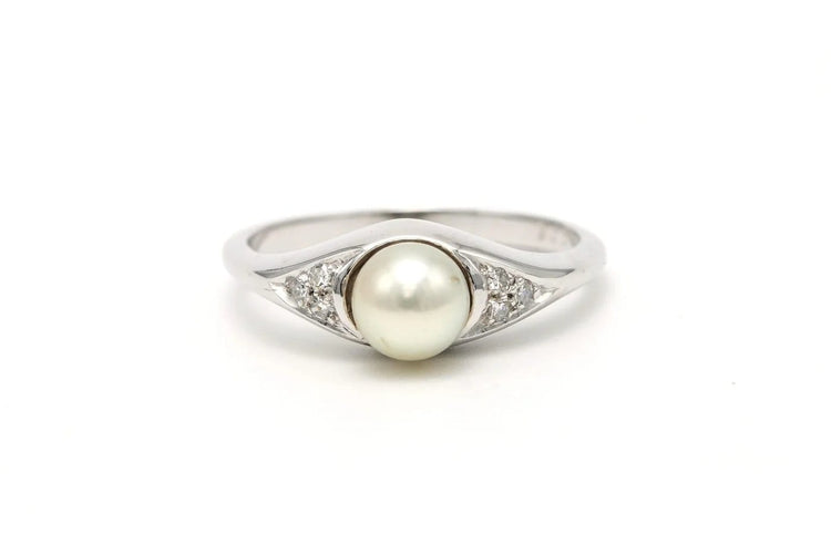 Bague 55 Bague Art déco en or blanc 18 carats, perle et diamants 58 Facettes B298