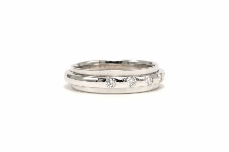Bague 58 Bague contemporaine en or blanc 18 carats et diamants taille brillant 0,36 ct 58 Facettes 22452