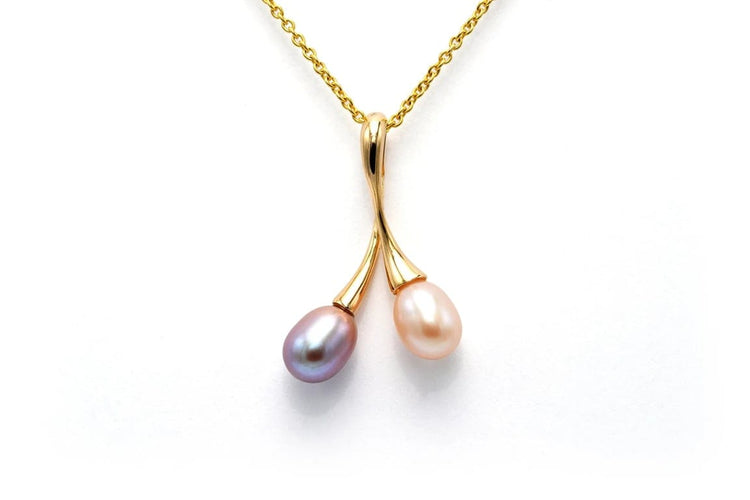 Pendentif Pendentif contemporain en or jaune 18 carats serti de perles 58 Facettes 22754