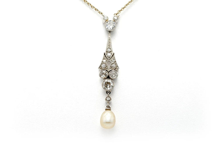 Collier Collier Art déco en or blanc 18 carats et platine, perles et diamants 58 Facettes 22778