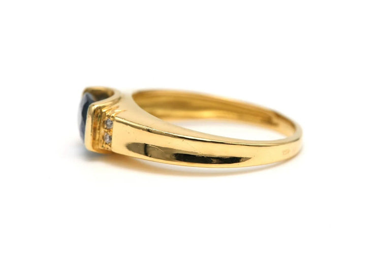 Bague 55 Bague contemporaine en or jaune, saphir et diamants 58 Facettes 22817