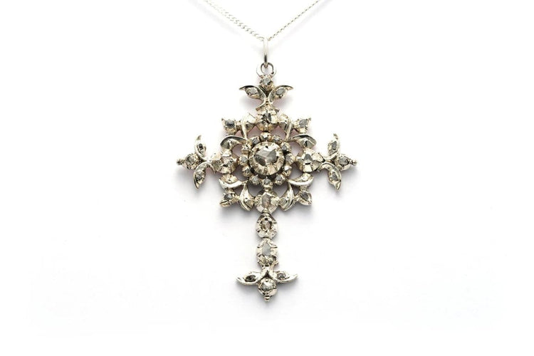 Pendentif Napoléon III - Pendentif en or blanc 18 carats et argent serti de diamants 58 Facettes B729