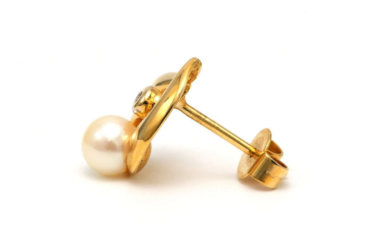 Boucles d'oreilles Boucles d’oreilles contemporaines en or jaune, perles et diamants 58 Facettes 22891