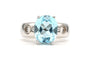 Bague 53 Bague contemporaine en or blanc 18 carats, topaze et diamants taille brillant 58 Facettes 23010