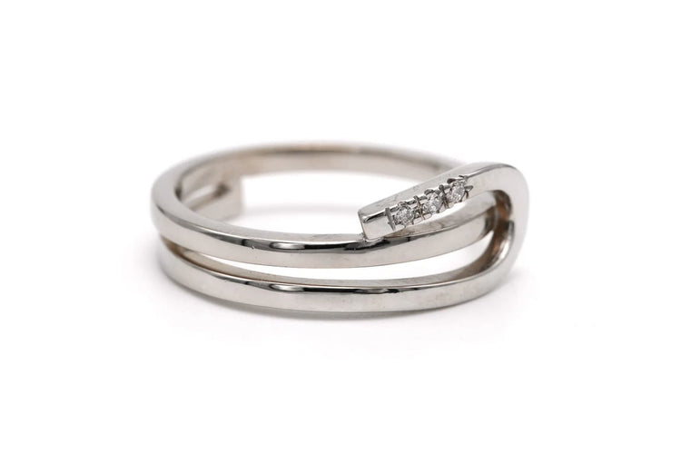 Bague 54 Bague contemporaine en or blanc 18 carats sertie de diamants 58 Facettes B755