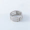 Bague 54 Bague à motifs grecs en platine et diamants 58 Facettes