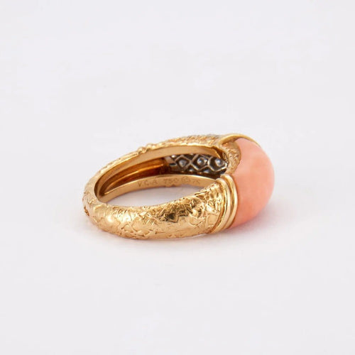 Bague 52 Van Cleef & Arpels - Bague en or jaune 18K diamants et corail 58 Facettes