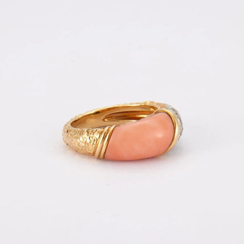 Bague 52 Van Cleef & Arpels - Bague en or jaune 18K diamants et corail 58 Facettes