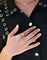 Bague 52 Bague jarretière en or blanc et diamants 58 Facettes 400