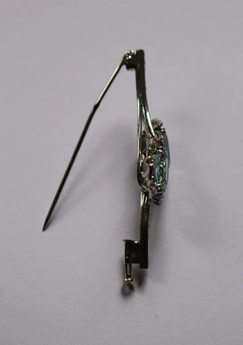 Broche Broche rétro en or gris 18 carats, aigues-marines et diamants 58 Facettes 580