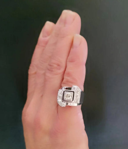 Bague 46 Bague chevalière Art déco en or blanc et platine avec diamants 58 Facettes 584