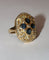 Bague 52 Bague ovale en or jaune 18 carats, saphirs et diamants 58 Facettes 587